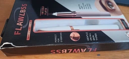 Портативный триммер для бровей Flawless Brows фото от покупателей 2
