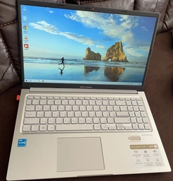 Ноутбук Asus Vivobook 15 X1504ZA, (X1504ZA-BQ606) UHD / Intel Core i3-1215U / RAM 8 ГБ / SSD 512 ГБ / Без ОС / сріблястий фото от покупателей 1