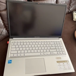 Ноутбук Asus Vivobook 15 X1504ZA, (X1504ZA-BQ606) UHD / Intel Core i3-1215U / RAM 8 ГБ / SSD 512 ГБ / Без ОС / сріблястий