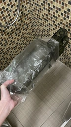 Прозрачная угловая пластиковая полка на присосках для ванной зелёная фото от покупателей 4