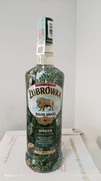 Алкогольный напиток Zubrowka Bison Grass 0.7 л 37.5% (5900343003698) фото от покупателей 2