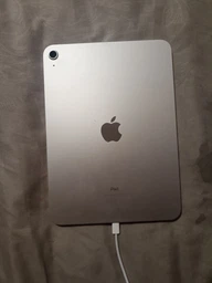 Планшет Apple iPad 10.9" 2024 Wi-Fi 64GB Yellow (MCM94NF/A) фото от покупателей 3