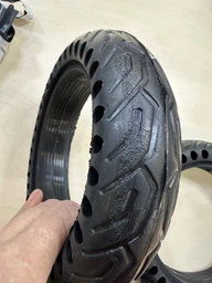 Литая шина антипрокольная 8 1/2x2 для самоката Xiaomi М365 Crosser Kugoo M365 фото от покупателей 2