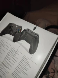 Комплект Контролер Microsoft + Аккумулятор для Геймпада Xbox Series X / S Wireless Controller with Bluetooth Carbon Black + Кабель Type-C and Charge Kit (SXW-00002) Model: 1727 фото від покупців 3