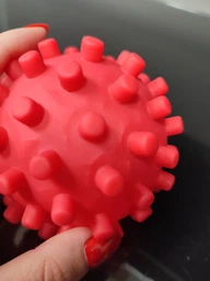 Игрушка для собак мяч-мина с пищалкой 9 см Croci