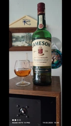 Виски Jameson Irish Whiskey 0.05 л 40% (5011007003586) фото от покупателей 10