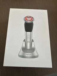 Мікрострумовий RF ліфтинг-масажер для обличчя Medica+ Skin Lifting 7.0 (Ems+Led) white ( Японія) фото від покупців 1