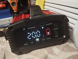 Портативное умное пуско-зарядное устройство Foxsur FPT-250 (12V/25A) с функцией BOOSTER и выбором тока зарядки фото от покупателей 4