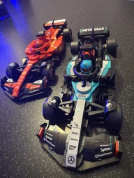 Конструктор LEGO Speed Champions Гоночный болид McLaren Формула 1 версия 2023 245 элементов (76919) фото от покупателей 2