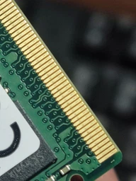 Оперативная память SK hynix SODIMM DDR5 16Gb 1Rx8 PC5-5600B-SA0