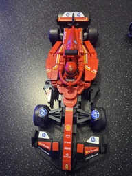 Конструктор LEGO Speed Champions Автомобиль для гонок Mercedes-AMG F1 W15 267 деталей (77244) фото от покупателей 10