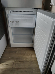 Двухкамерный холодильник Bosch KGN39UL316 фото от покупателей 11