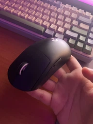 Мышь Logitech G Pro X Superlight 2 Lightspeed Magenta (910-006797) фото от покупателей 15