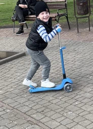 Дитячий триколісний самокат Best Scooter Y-00325 зі складним кермом і колесами, що світяться, Червоний