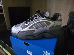 Мужские кроссовки adidas Originals Ozmillen ID5830 42.5 (8.5UK) Зеленые (4066759237421) фото от покупателей 12