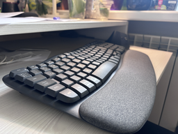 Бездротова клавіатура Logitech Wave Keys Bluetooth/Wireless Black (920-012304) фото від покупців 5