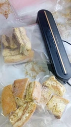 Пакети для вакууматора харчові говренні змінна плівка для вакуумного пакувальника 15х20 см кульки рифлені для вакуумування су-від пакет вакуумний для запаювання продуктів та зберігання пачка 100 шт Smart (Sn209788) фото від покупців 16