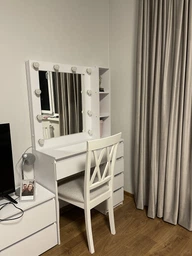 Туалетный столик с полками, тумбой и подсветкой в белом MS640, Markson ш900*в1600*г400мм фото от покупателей 1