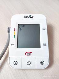 Тонометр автоматический VEGA VA-340 с индикатором аритмии фото от покупателей 12