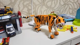 Конструктор LEGO Creator Величний тигр 755 деталей (31129) фото від покупців 1