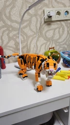 Конструктор LEGO Creator Величний тигр 755 деталей (31129)