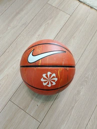 Універсальний Баскетбольний М'яч Nike Everyday Playground 8P Graphic(N.100.4371.811.05, N.100.4371.811.07) 5 фото від покупців 3