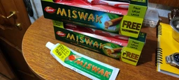 Зубна паста МІСВАК Дабур трав'яна Toothpaste MISWAK Dabur + зубна щітка в подарунок, 190 г фото від покупців 1