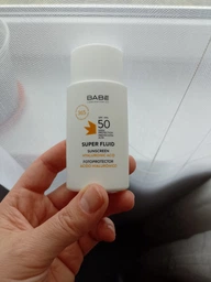 Солнцезащитный супер флюид Babe Laboratorios SPF 50 для всех типов кожи 50 мл (8437014389449) фото от покупателей 1