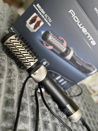Фен-щетка Rowenta Renewal Brush Active UB9540F0 фото от покупателей 4