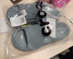 Женские шлепанцы для пляжа Crocs Mellow Slide 208392-001 38-39 (M6/W8) 24 см Blk (001) (1962652772300) фото от покупателей 3