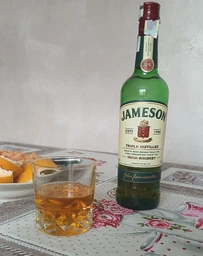 Виски Jameson Irish Whiskey 0.05 л 40% (5011007003586) фото от покупателей 8