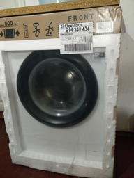 Стиральная машина узкая Electrolux PerfectCare 600 EW6SM426BU фото от покупателей 9