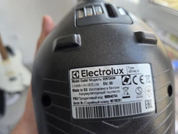 Аккумуляторный пылесос ELECTROLUX EER73IGM