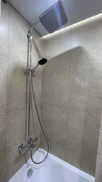 Душова система із термостатом GROHE Quickfix Vitalio Comfort із верхнім душем та виливом латунь хром 26984001 фото від покупців 3