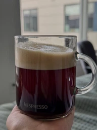 Капсульная кофемашина Nespresso Vertuo Pop PACIFIC BLUE( Тихоокеанский синий) и дегустационный набор 12 кофе (капсул)