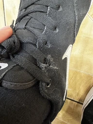 Чоловічі кеди замшеві низькі Nike Charge Suede IB2750-001 40 (7US) 25 см Чорні (197861619950) фото від покупців 4