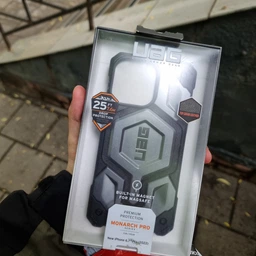Ударостійкий чохол UAG Monarch Pro with MagSafe Leather для Apple iPhone 14 Pro Max Blue фото від покупців 2