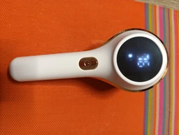 Потужна акумуляторна бездротова машинка LED Smart для видалення катишків (катишок) і стрижки кошлатості (ковтунців) одягу із зарядкою від USB Type-C, Зелений фото від покупців 13