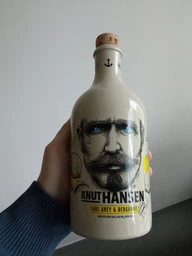 Джин Knut Hansen Earl Grey & Bergamotte Dry 0.5 л 40% (4262398470865)