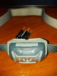 Ліхтар Petzl Tikka 350 2022 Синій (1052-E061AA01) фото від покупців 1