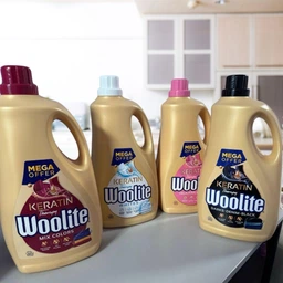 Жидкое средство для стирки Woolite для черных и джинсовых тканей с кератином 900 мл (5900627090413) фото от покупателей 13