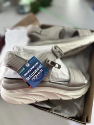 Женские босоножки Skechers 36 Бежевый 119824 TPE