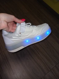 Роликовые кроссовки для девочек с LED подсветкой белые на 2-х колесах (LR 1273) 36(23см) фото от покупателей 2