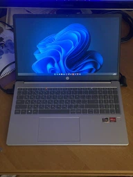 Ноутбук HP Laptop 15-fc0021ua (8F2C1EA) Natural Silver / AMD Ryzen 5 7520U / RAM 16 ГБ / SSD 512 ГБ / Підсвітка клавіатури