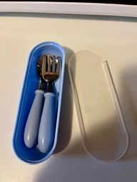 Набор детских столовых приборов Trousse комплект ложка + вилка для детей с контейнером для хранения, зеленый (100671289) фото от покупателей 1