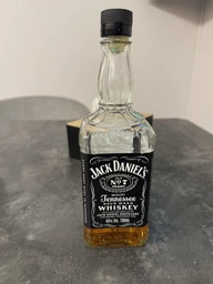Теннесси Виски Jack Daniel's Old No.7 1 л 40% (5099873045367_5099873090442_082184090442M_3099873045369) фото от покупателей 18
