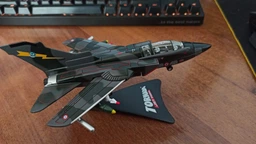 Військовий літак RealToy Торнадо сірий (38966) фото від покупців 3