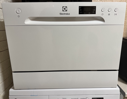 Посудомоечная машина ELECTROLUX ESF2400OH