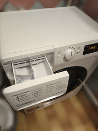 Стиральная машина узкая Indesit OMTWSE 61051 WK UA фото от покупателей 12