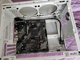 Корпус CoolerMaster MasterBox NR200P White (MCB-NR200P-WGNN-S00) фото от покупателей 4